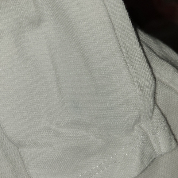 (4) Bodysuits 3-6m - Picture 9 of 9